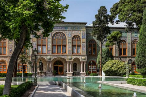 Der Golestan Palast: Ein Juwel persischer Architektur und Geschichte!