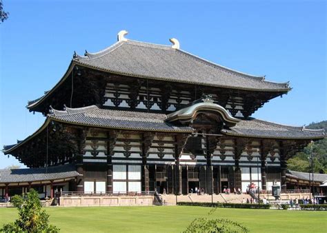  Der Tōdai-ji Tempel: Ein monumentales Meisterwerk buddhistischer Architektur